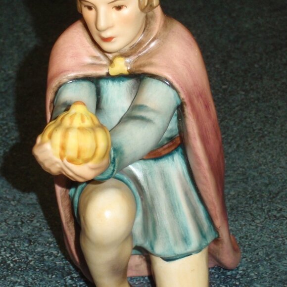 "King Kneeling" Hummel Nativity Scene 5-1/2" Figurine #214/M - CHRISTMAS GIFT! - Picture 5 of 11